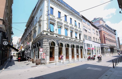Old Town Casa | Modern Apartment in the Heart of the City Center!