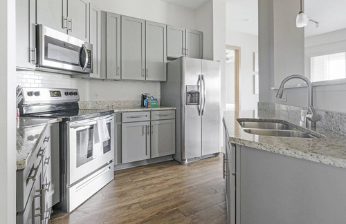 Morrisville Apartamento | Modern Apartment in Prime Location (ID1173X401)