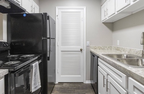 Plant City Apartamento | Modern Apartment in Prime Location (ID1009X955)