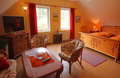 Wittenbeck Apartamento | Modern Apartment in Wittenbeck with Terrace, Fenced Garden