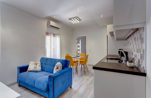 Tower Road Apartamento | Modern Apartment Just off the Promenade