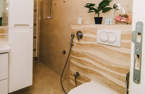 Sarajevo Apartamento | Modern Apartment Near Cathedral -best Location