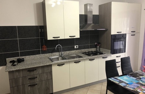 Orosei Apartamento | Moderno apartamento cerca del mar con piscina en Orosei
