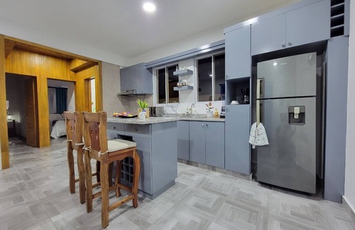 Ensanche Miramar Apartamento | Modern apartment, ocean and mountain views