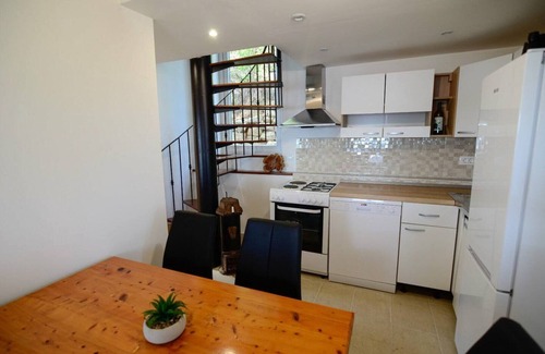 Prizba Apartamento | Modern Apartment on the Beautiful Croatia Coast