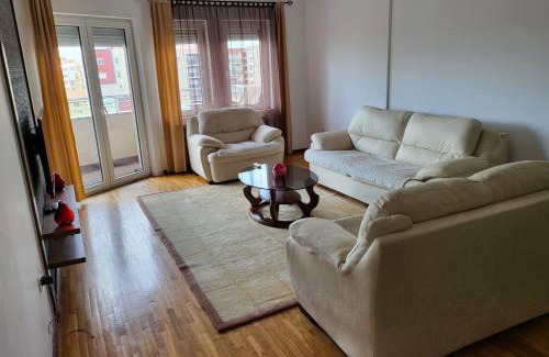 Çagllavicë Apartamento | Modern Apartment- Semitronix Hotel Prishtina
