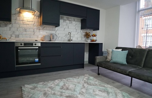 Desborough Apartamento | Modern Apartment Sleeps up to 5