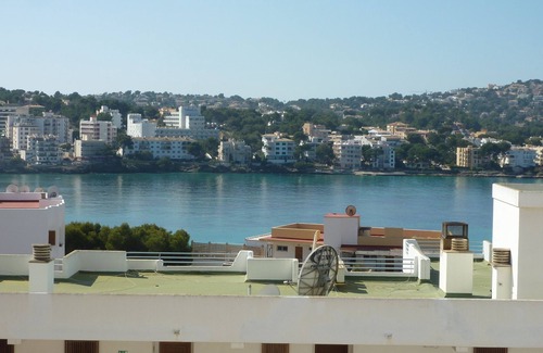 Ses Rotes Velles Apartamento | Apartamento moderno con piscina compartida, wifi, aire acondicionado y vistas al mar en Santa Ponsa
