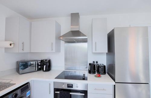 Coventry Apartamento | Modern Apartment with Balcony near City Centre