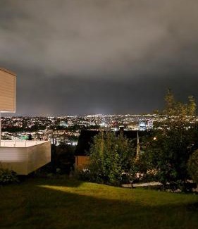 Trondheim Apartamento | Modern apartment with stunning view over city