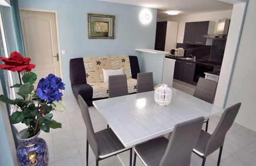 Frejus Port Apartamento | Modern apartment with terrace and beach 5 min away
