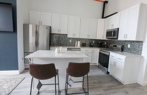 Downtown Historic District Apartamento | Modern apartments in the heart of easton