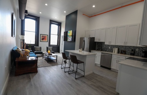 Downtown Historic District Apartamento | Modern apartments in the heart of easton