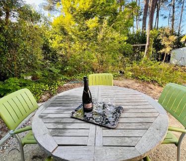 Seignosse Apartamento | modern appartement with private garden & shared pool