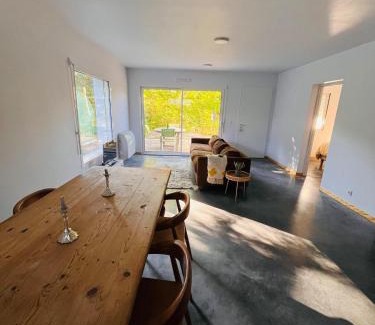 Seignosse Apartamento | modern appartement with private garden & shared pool