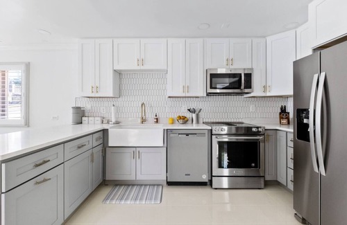Cherrydale Apartamento | Modern Apt | 15 Min to DC | Private Balcony