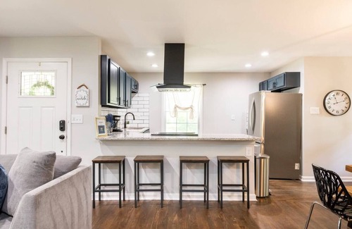 Jefferson Park Casa | Jewel of ATL🔥5⭐️ Stay 2-8ppl near Airport/Midtown🔥 Perfect for Group Trips⭐️