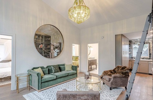 Westfield Apartamento | Renovated Town Lake Apartment *Walk to Zilker*