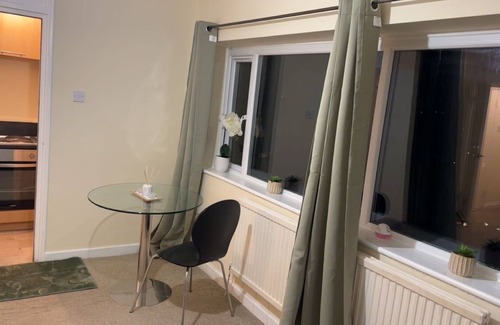 Manchester Apartamento | Modern Apt - City Views - Parking - Sleeps 3