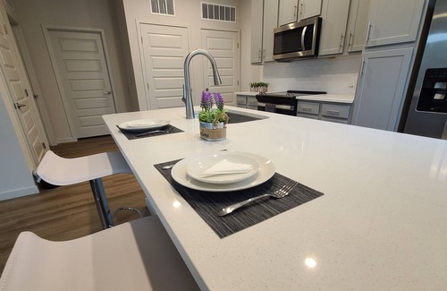 Clermont Apartamento | Modern Apt!! Near Montverde Academy! w/POOL & GYM!!