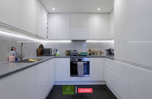 Grove Apartamento | Modern Apt next to Station near Hampton Court