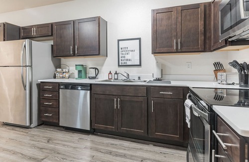 Chico Apartamento | Modern Apt Upgraded Amenities + Pool Near CSU