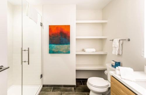 Seaport District Apartamento | Modern Apt with City Views