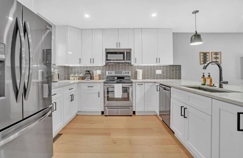 Scenic Heights Casa | Modern Arvada Duplex | Close to Denver & Old Town