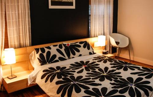 Neartown Cama Y Desayuno | Modern B & B