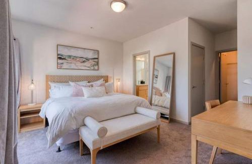 Loyal Heights Apartamento | Modern Ballard Townhome with Rooftop Views