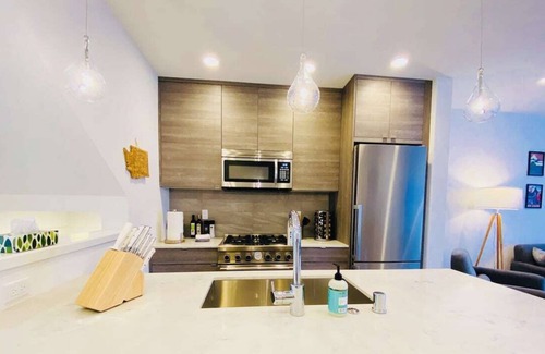 West Woodland Casa | Modern Ballard Townhouse - Rooftop