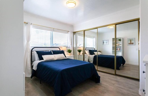 Crown Point Apartamento | Modern Beach Oasis
