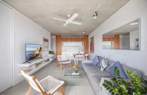 Bondi Beach Apartamento | Modern Beach Ocean View 1 BDR Parking Balcony AC