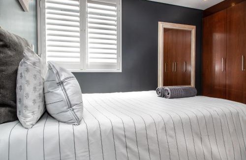 Big Bay Apartamento | Modern Beachfront 2 Bed Apartment 144 Eden on the Bay, Blouberg, Cape Town