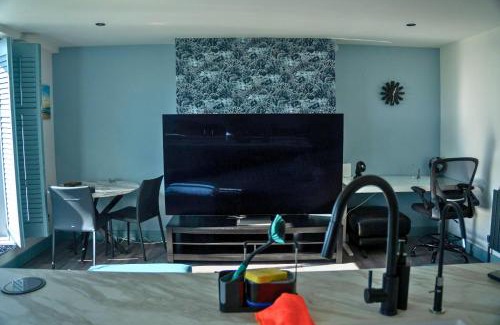 Littlehampton Apartamento | Modern Beachfront Apartment