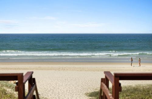 Palm Beach Apartamento | Modern Beachside Oasis 1BR Apartment Free Wi-Fi