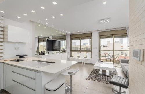 Kerem HaTeimanim Apartamento | Modern black & white by SeaU TLV