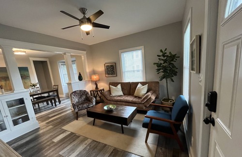 Roselawn Finance Condominio | Modern Boho Condo - Historic Milford, OH