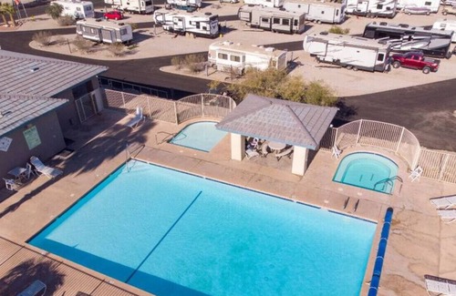 Ehrenberg Casa | Modern + Bright 1BR/1BA Tiny House on the River!