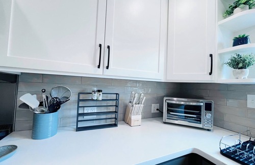 Petaluma Casa | Modern & Bright 3BR Retreat Near Downtown Petaluma - Home away from home