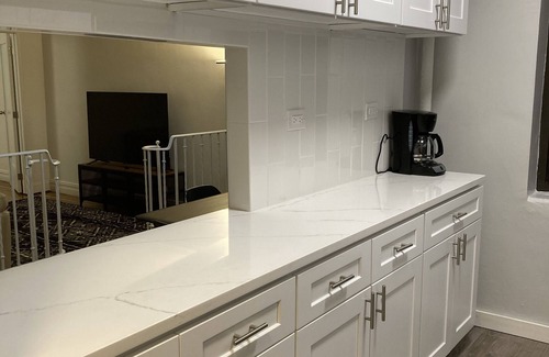 West Bronx Apartamento | Modern Bronx Home - 30 Mins from Midtown