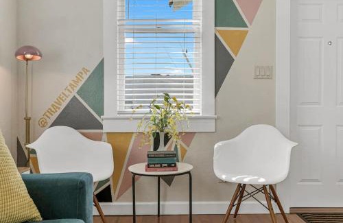 East Ybor Casa | Modern Bungalow less than 4 blocks to 7th Ave in Ybor