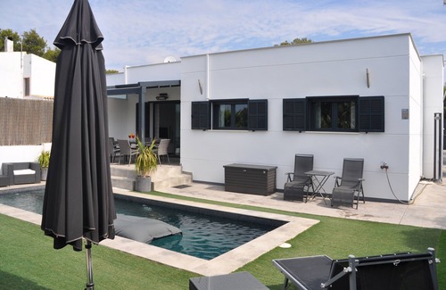 Cala Pi Casa | Modern bungalow with heated pool, 50m from the sea - whirlpool -