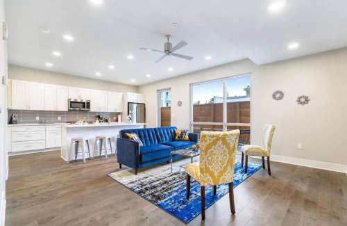 New Orleans Casa | Modern Bywater Condo Pool & Gym