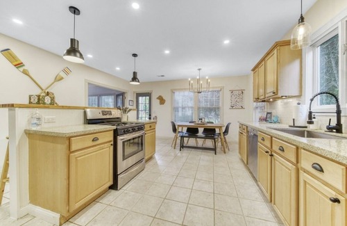 Saugatuck Cabina | Modern Cabin in Saugatuck with NEW Hot Tub!