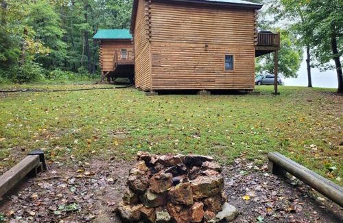Nancy Casa | Modern Cabin on wooded 20 acres with scenic view in Nancy, KY