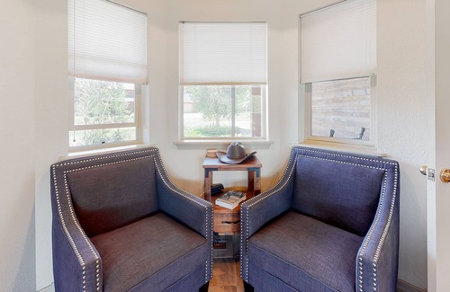 Pagosa Highlands Casa | Modern cabin with deck, BBQ, & on-site amenity add-ons - near lake & hiking