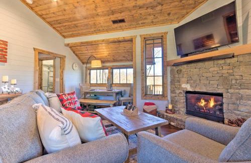 Tuckasegee Casa | Modern Cabin with Deck, Grill and Chinquapin Amenities