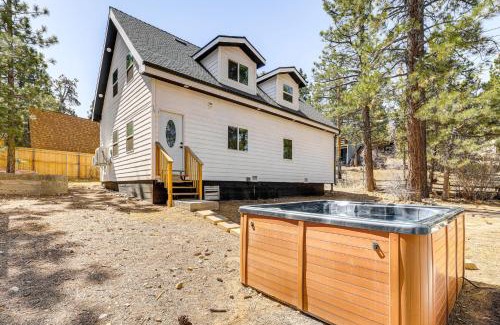 Big Bear Casa | Modern Cabin with Hot Tub 5 Mi to Big Bear Lake!