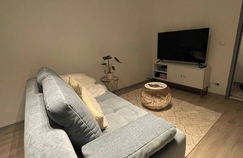 Rathaus Apartamento | Modern & central in the city I kitchen I washing machine I balcony I ideal for companies